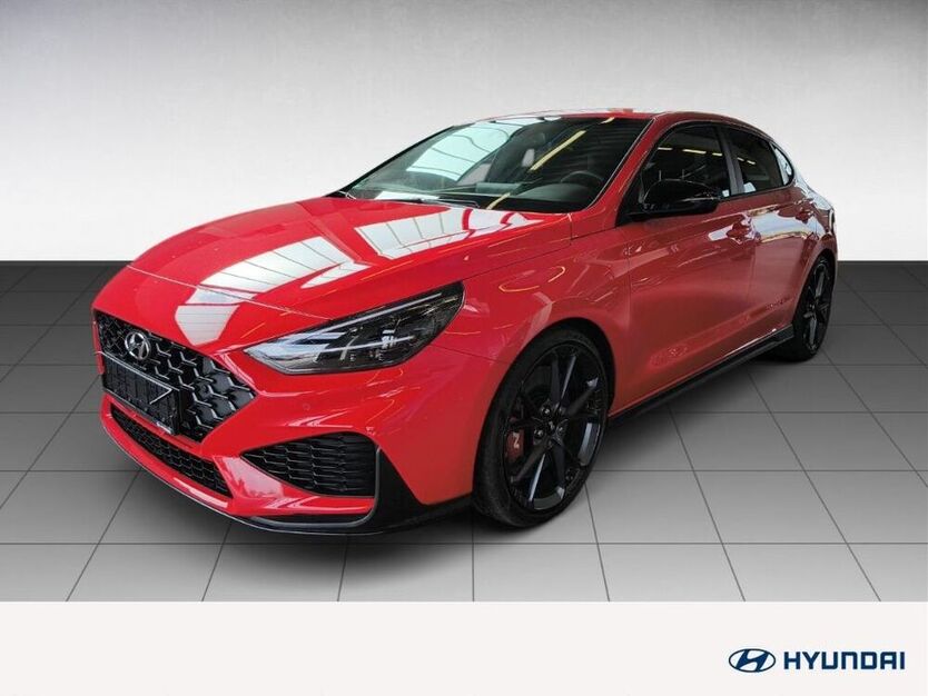 i30