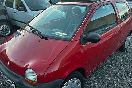 Renault Twingo 107.499 km 3.590 € Aachen 52068