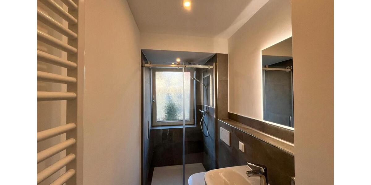 Modernisierte 3 Zimmer Wohnung *leerstehend* 3 zimmer