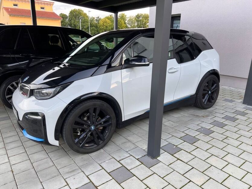 i3