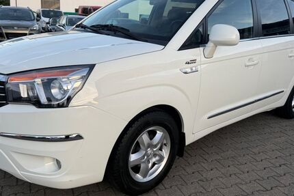 SsangYong Rodius 177.000 km 12.490 &euro; Heidenheim-Schnaitheim 89520