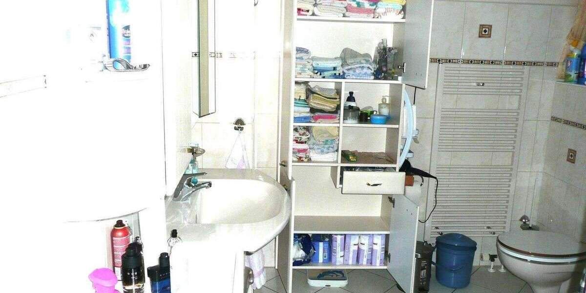 Mehrfamilienhaus, Wohnhaus Barmstedt - 5 Zimmer, 152 m&sup2;, 265.000&euro; | Angebot:25797276