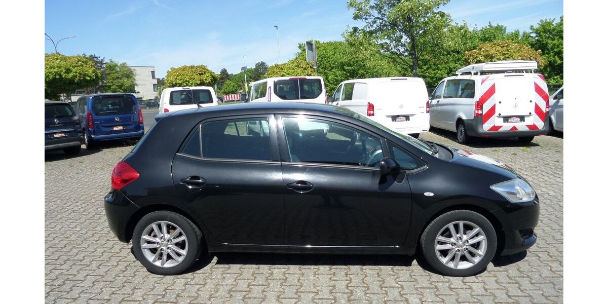 Toyota Auris 200.000 km 3.700 &euro; Erlenbach a. Main 63906
