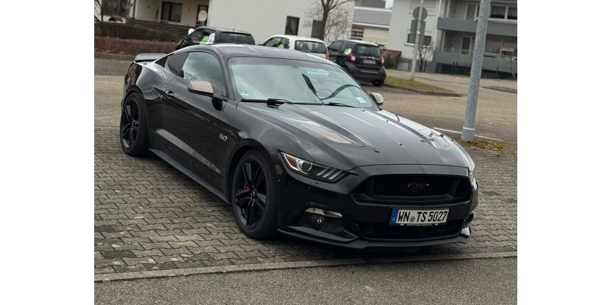 Ford Mustang 100.000 km 27.999 &euro; Leutenbach 71397