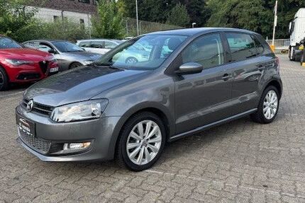 VW Polo 102.067 km 9.490 € Hamburg 22529