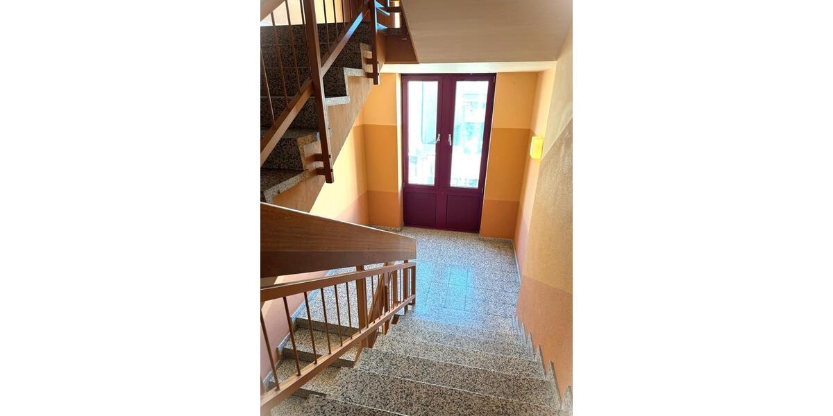Dachgeschoßwohnung Peine - 3 Zimmer, 118 m&sup2;, 800&euro; | Angebot:26379891
