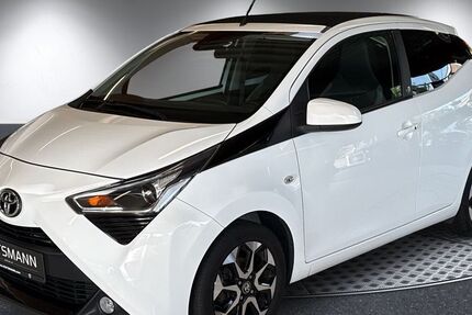 Toyota Aygo (X) 72.213 km 12.890 &euro; Schenefeld 25560