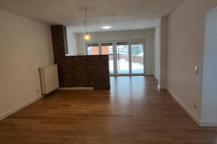 Mietwohnung 3 ZKB mit überdachter Terrasse in Bad Marienberg 1 zimmer