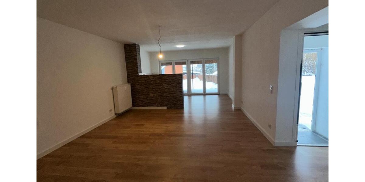 Mietwohnung 3 ZKB mit überdachter Terrasse in Bad Marienberg 1 zimmer