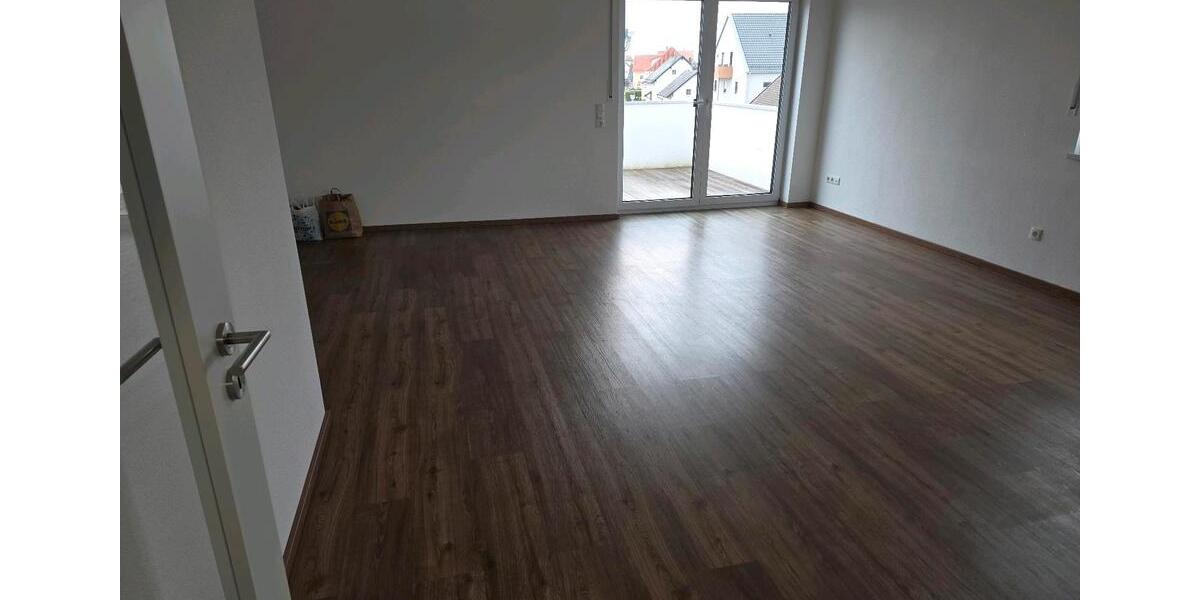Erdgeschoßwohnung Essenbach - 4 Zimmer, 95 m&sup2;, 1.600&euro; | Angebot:26221430