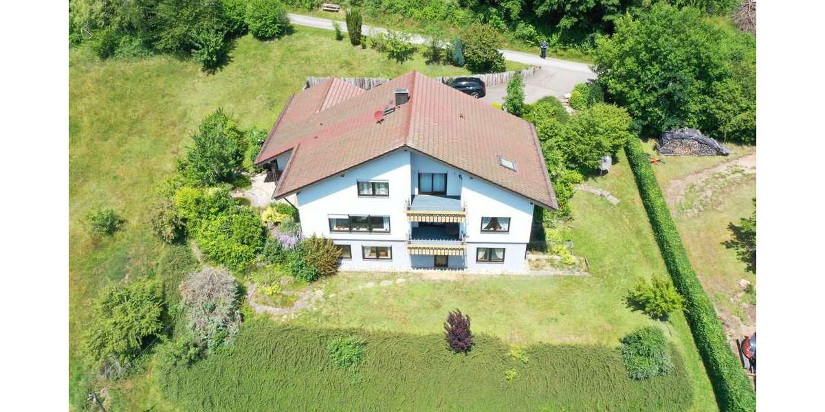 Einfamilienhaus Bad Wildbad - 8 Zimmer, 210 m&sup2;, 475.000&euro; | Angebot:25906168