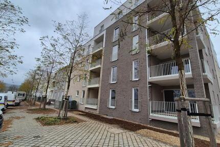 Erstbezug - 5 Raum-Wohnung, LoggiaDachterrasse, Badewanne+Dusche 5 zimmer