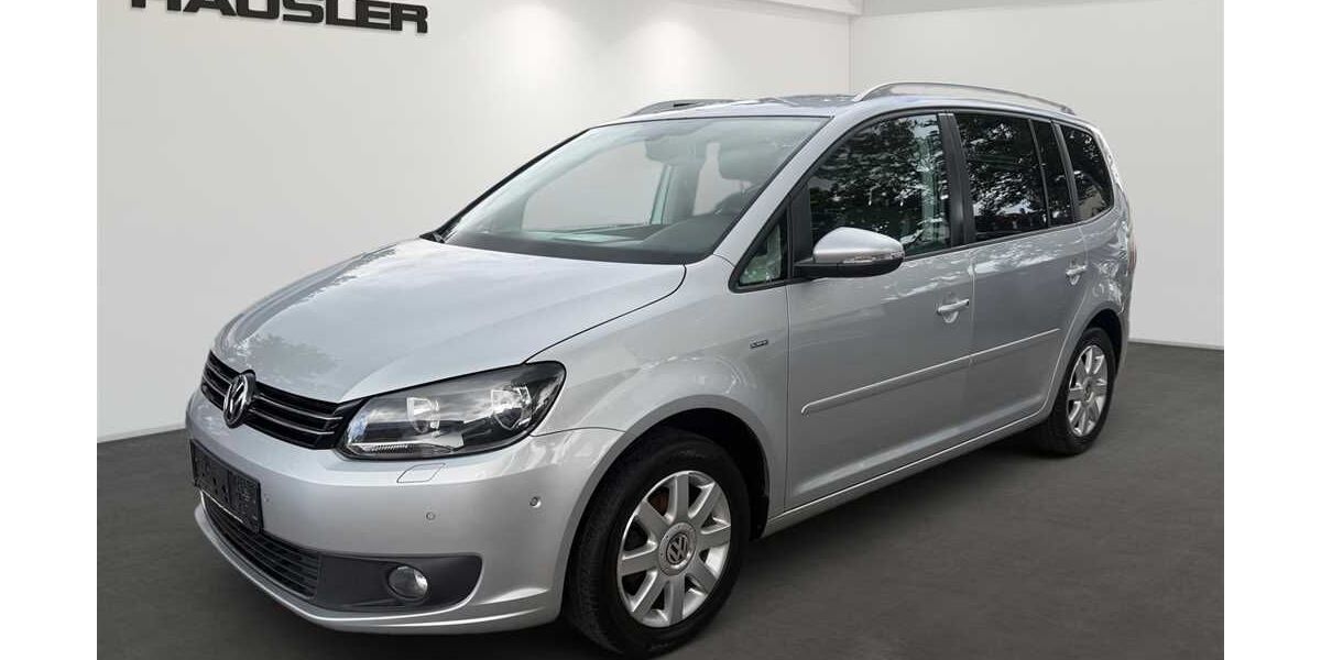 VW Touran 152.200 km 7.990 &euro; München 81249