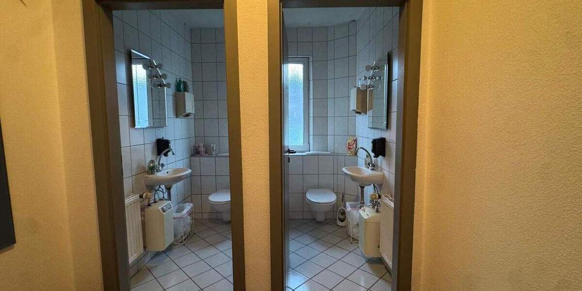 Gewerbeobjekt Bindlach - 8 Zimmer, 265 m&sup2;, 1.500&euro; | Angebot:25664523