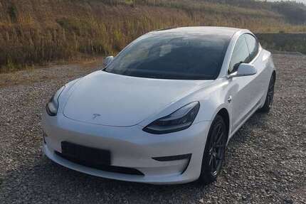 Tesla Model 3 79.000 km 25.200 € München 80939