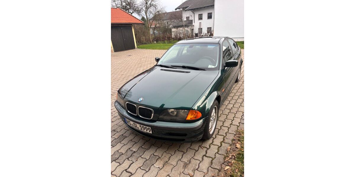 BMW 318 89.253 km 5.890 &euro; Halfing 83128