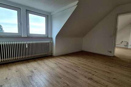 Wohnung Solingen Ohligs - 3 Zimmer, 90 m&sup2;, 810&euro; | Angebot:24989281