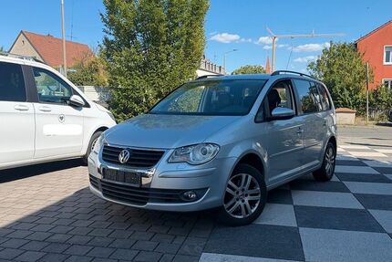 VW Touran 175.000 km 5.389 &euro; Nürnberg 90431