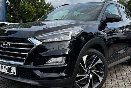Hyundai TUCSON 146.000 km 19.900 &euro; Forst 76694