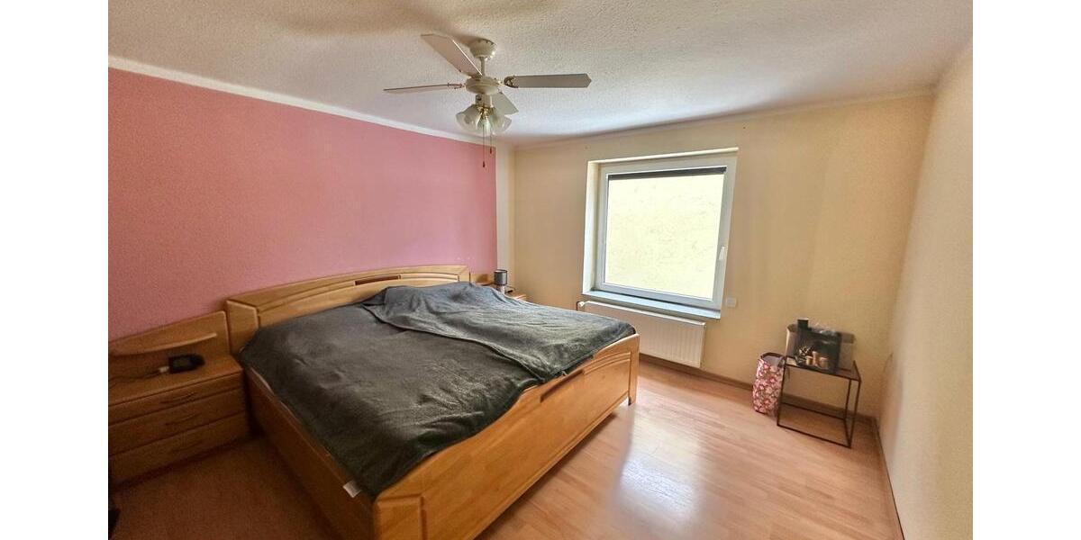 Einfamilienhaus Ronnenberg - 8 Zimmer, 244 m&sup2;, 349.000&euro; | Angebot:25476412