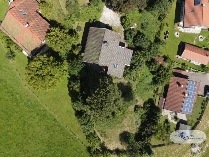Traumhaftes Grundstück mit Altbestand und unverbaubarem Bergblick