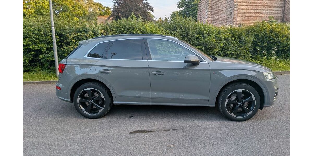 Audi Q5 74.000 km 31.900 &euro; Moorrege 25436