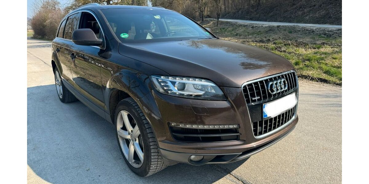 Audi Q7 297.000 km 9.900 &euro; München 81673