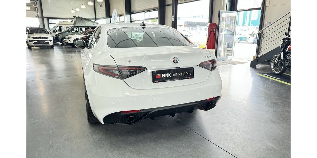 Alfa Romeo Giulia 2.0 Turbo Veloce Q4 Allrad CarPlay 19.700 km 36.450 &euro; Lich 35423