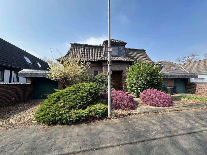 Haus zum Kaufen in Köln 1.350.000 € 205 m²
