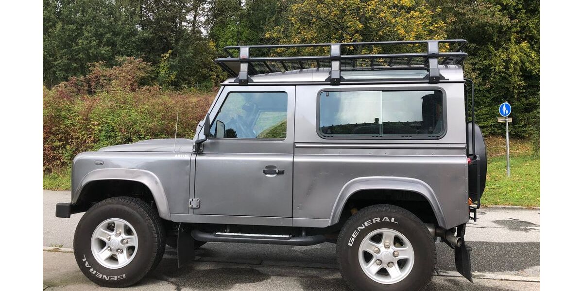 Land Rover Defender 80.500 km 35.750 &euro; Freyung 94078