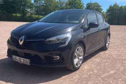 Renault Clio 84.000 km 10.300 &euro; Rottenberg 63768