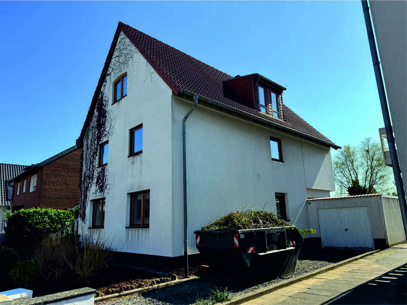 Haus zum Kaufen in Erftstadt-Blessem 419.000 € 205 m²