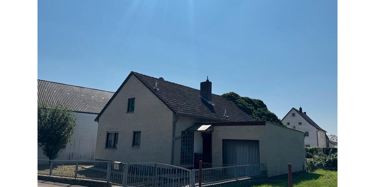 Einfamilienhaus mit großem Grundstück in Langquaid zimmer