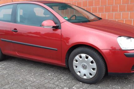 VW Golf 99.000 km 3.990 &euro; Karlshöfen 27442