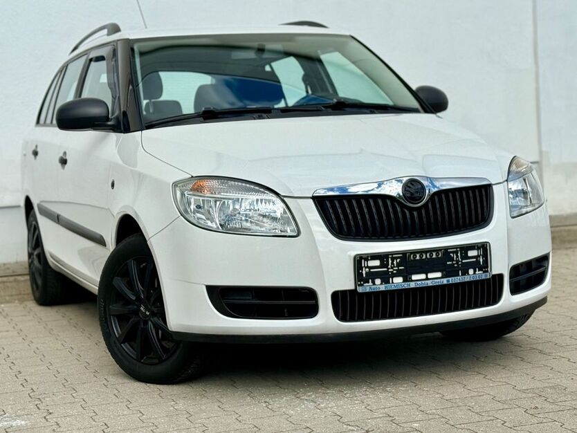 Skoda Fabia 88.721 km 4.699 € Berlin 13051