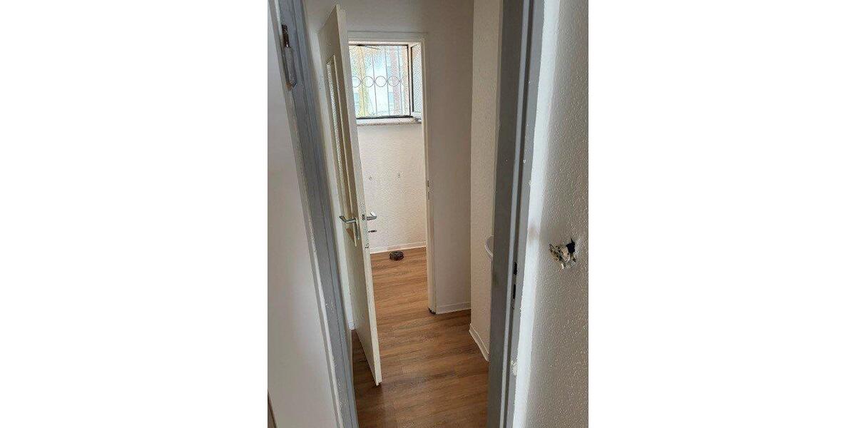 Erdgeschoßwohnung Stadtallendorf - 6 Zimmer, 66 m&sup2;, 119.000&euro; | Angebot:27259383