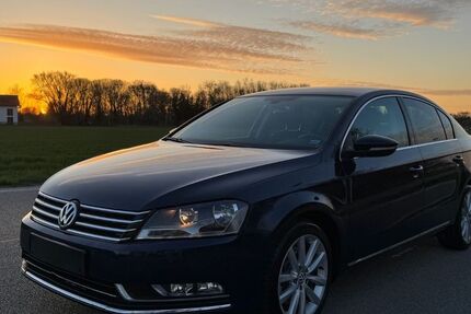 VW Passat 77.000 km 10.800 € Taufkirchen 82024