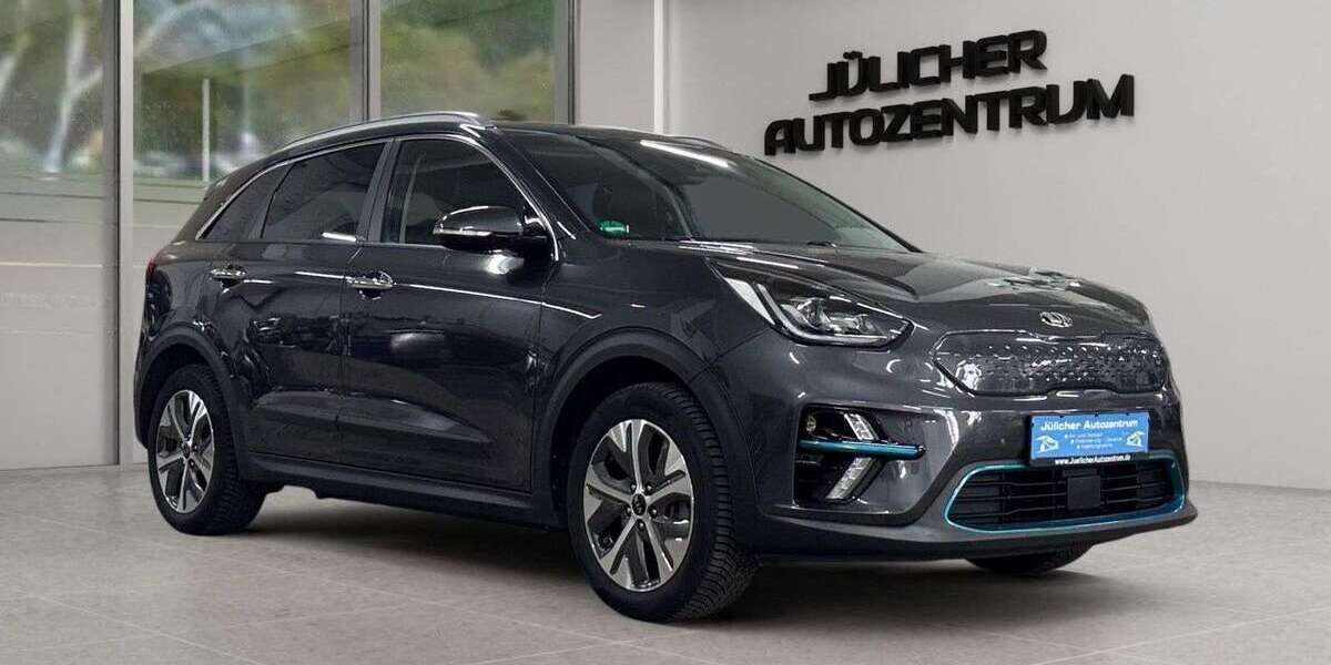 Kia Niro 100.000 km 18.290 &euro; Jülich 52428