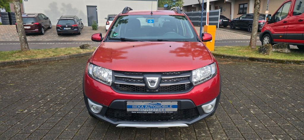 Dacia Sandero 115.000 km 5.900 &euro; Aalen 73433
