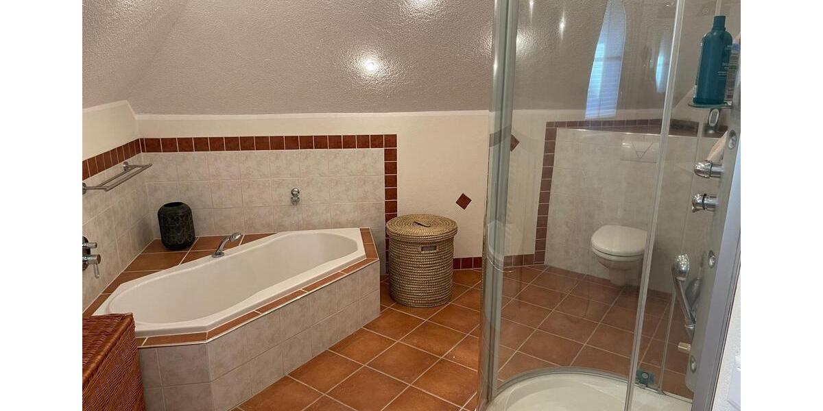 Einfamilienhaus Fulda Aschenberg - 5 Zimmer, 200 m&sup2;, 1.600&euro; | Angebot:24867590