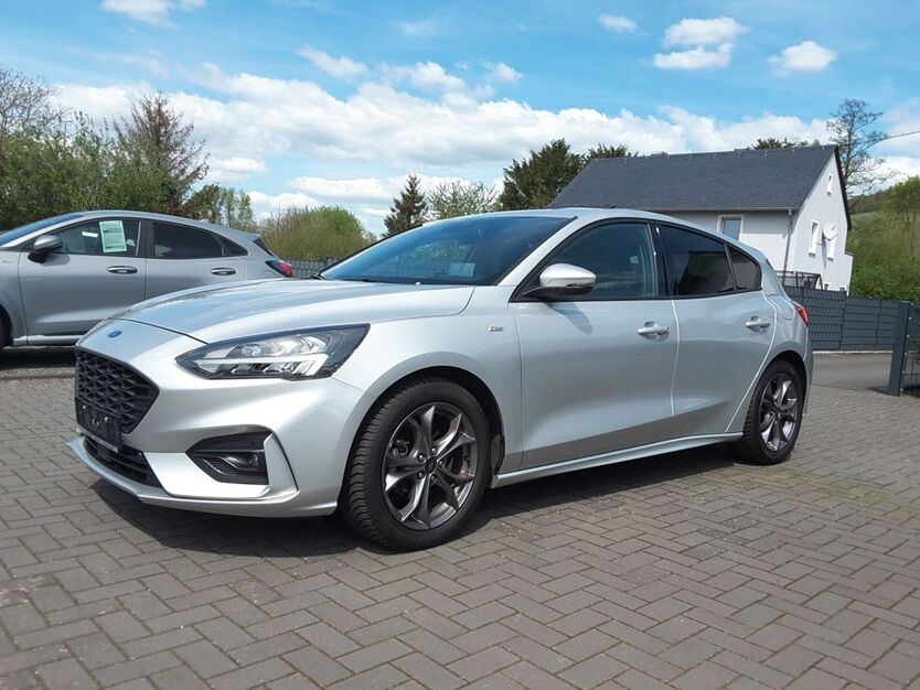 Ford Focus 21.000 km 20.480 € Veldenz 54472
