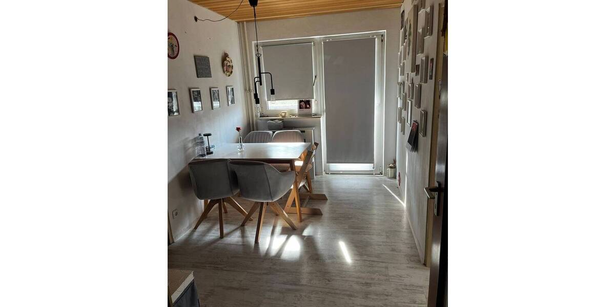 **Schöne Wohnung mit Balkon, KAUFEN statt mieten!!*** 2 zimmer