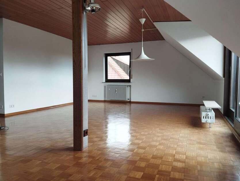 Wohnung zum Mieten in Ludwigsburg 1.240 € 100 m² 4 zimmer