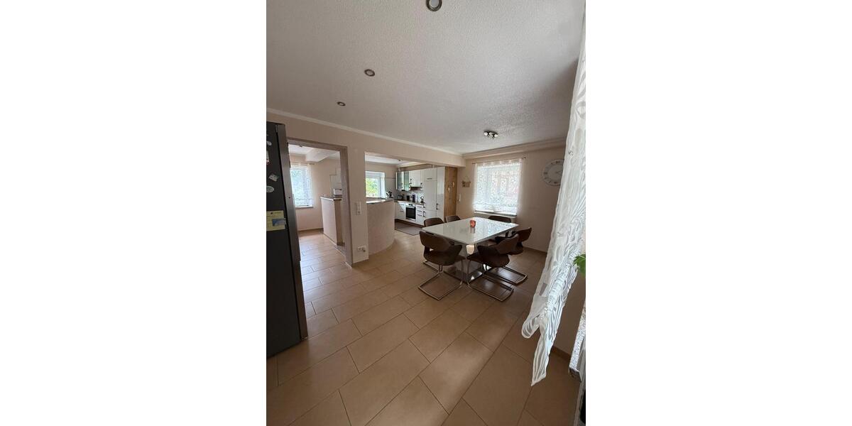 Mehrfamilienhaus, Wohnhaus Aach - 9.5 Zimmer, 220 m&sup2;, 628.000&euro; | Angebot:26863205