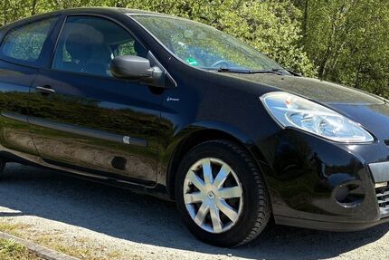 Renault Clio 210.000 km 1.990 &euro; Bremen 28197