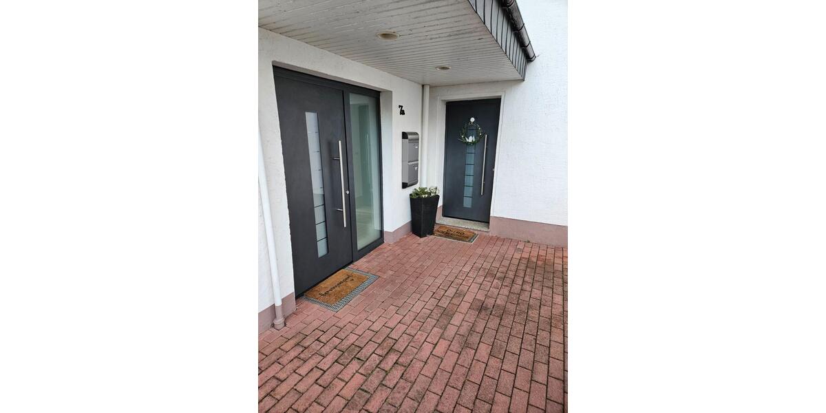 Mehrfamilienhaus, Wohnhaus Lemgo - 6 Zimmer, 260 m&sup2;, 450.000&euro; | Angebot:26366181