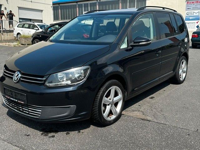VW Touran 132.200 km 9.250 € Mayen 56727