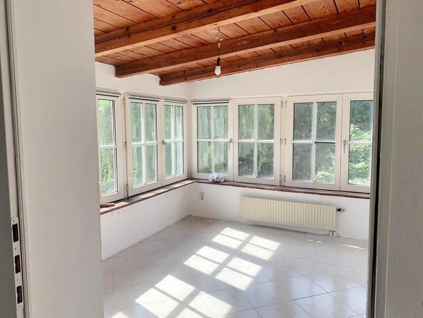 Unweit der Hochschule Anhalt - Mehrfamilienhaus - Schön gelegen 15 zimmer