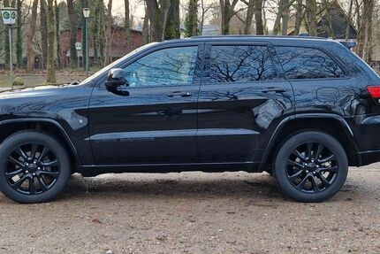 Jeep Grand Cherokee 139.850 km 22.500 &euro; Kutenholz 27449