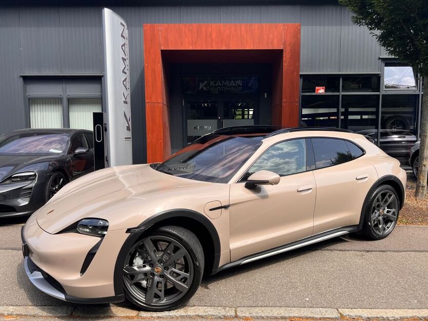 Porsche Taycan 1.800 km 102.500 € Sindelfingen 71065